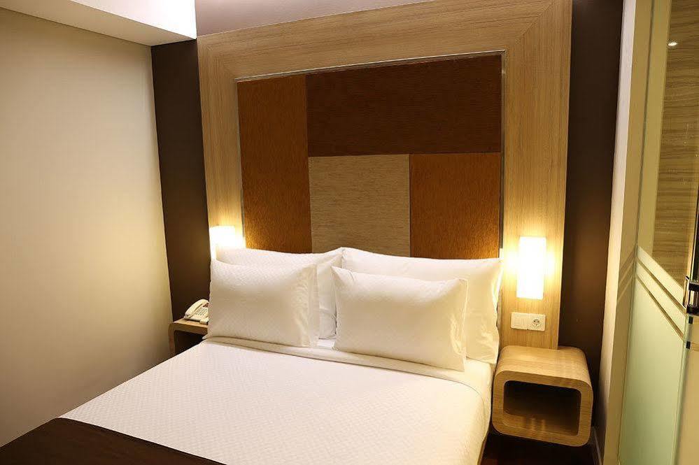 แกรนด์ ซิตี้ฮับ โฮเต็ล แอท กาเจอตางัน Hotel มะลัง ภายนอก รูปภาพ